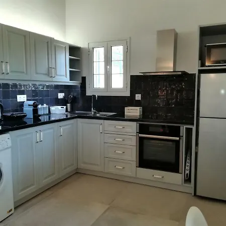 펜션 Kommeno Cottage